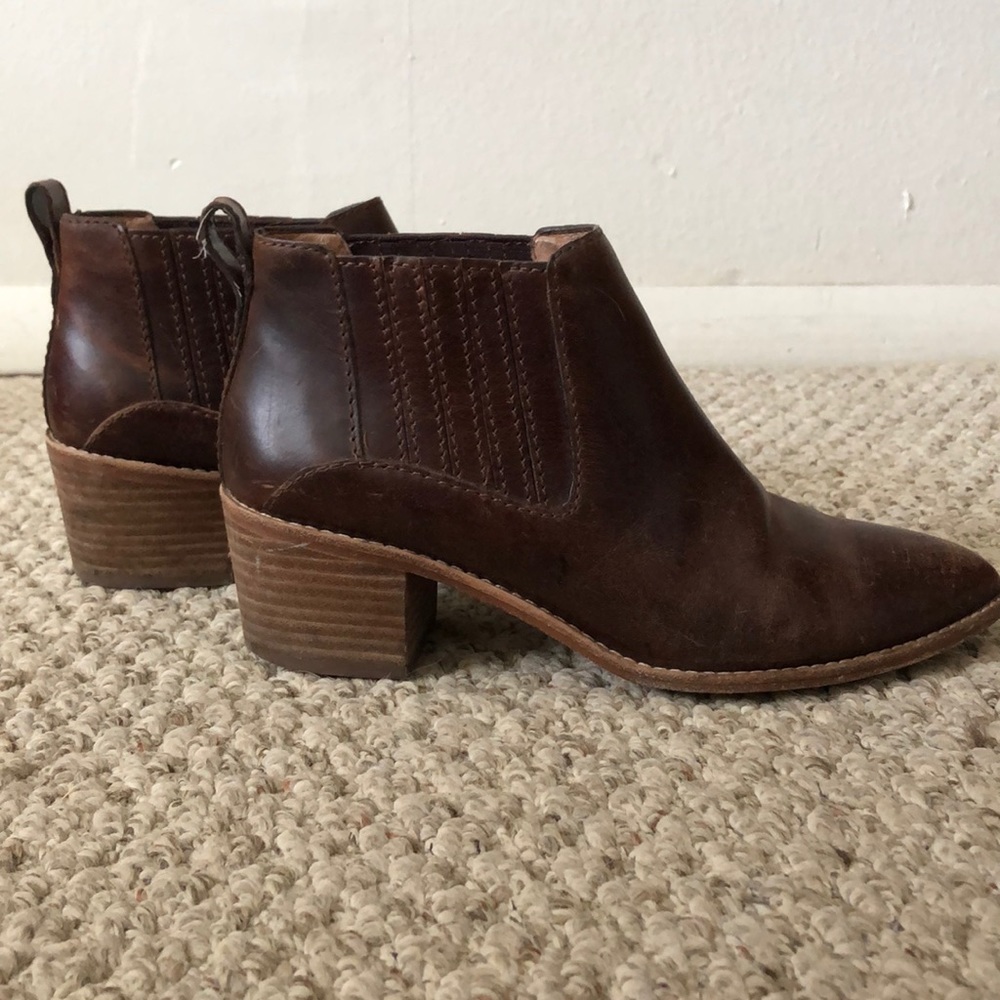 Madewell Bonham brown Chelsea booties